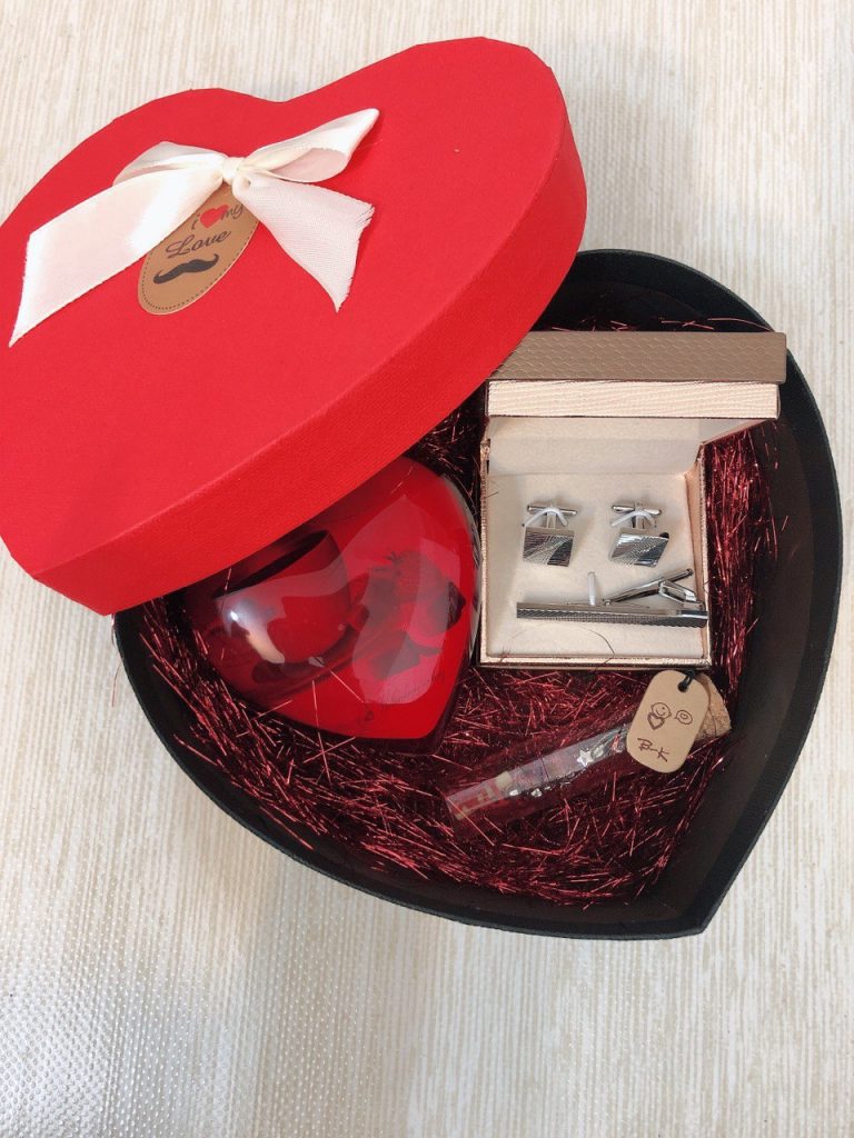 جعبه های کادویی وباکس فانتزی